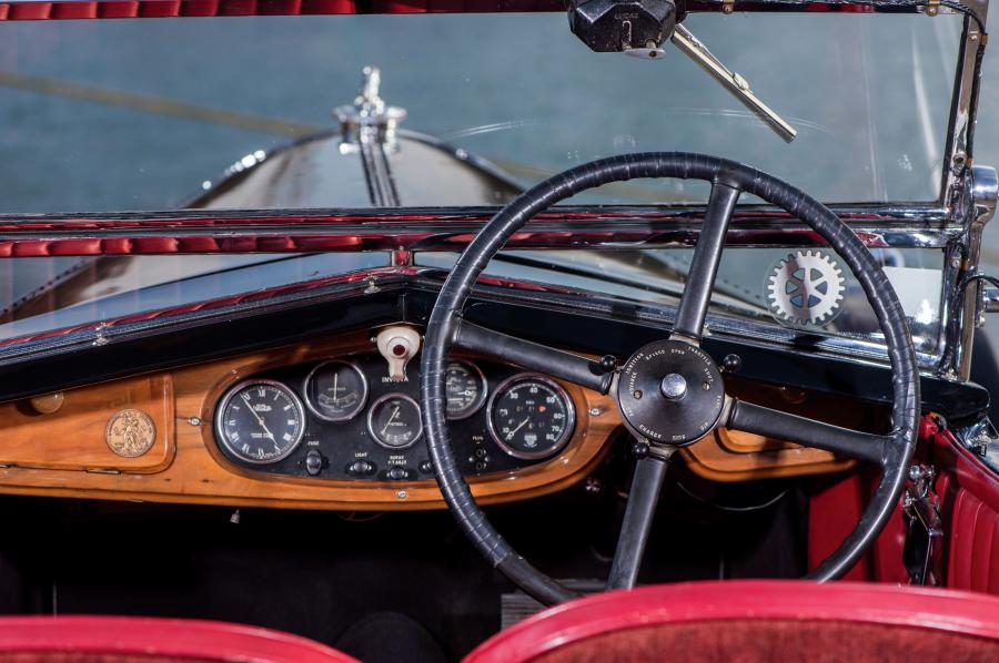 Торпедо Invicta 12/45 HP Tourer 1932 года  (фото 9 из 10)